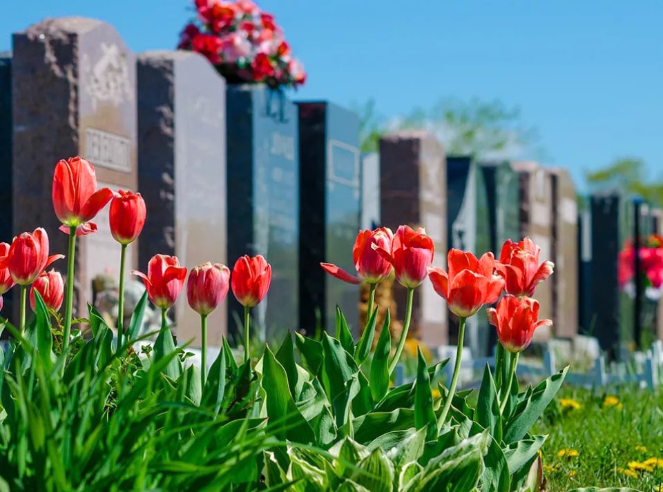 Monument Canada - Spécialisé dans la production et l’installation de monument